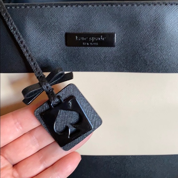 Kate Spade Large tote - Picture 2 of 6
